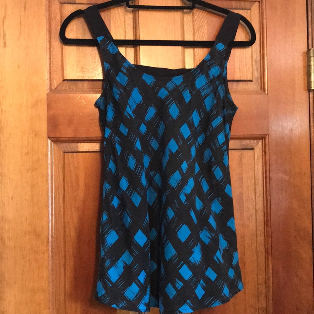 Theory silk tank top size p EUC